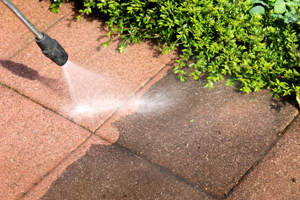 Why Choose Our Certified Pressure Washing Experts for Your Project Needs in Hibbing, MN?